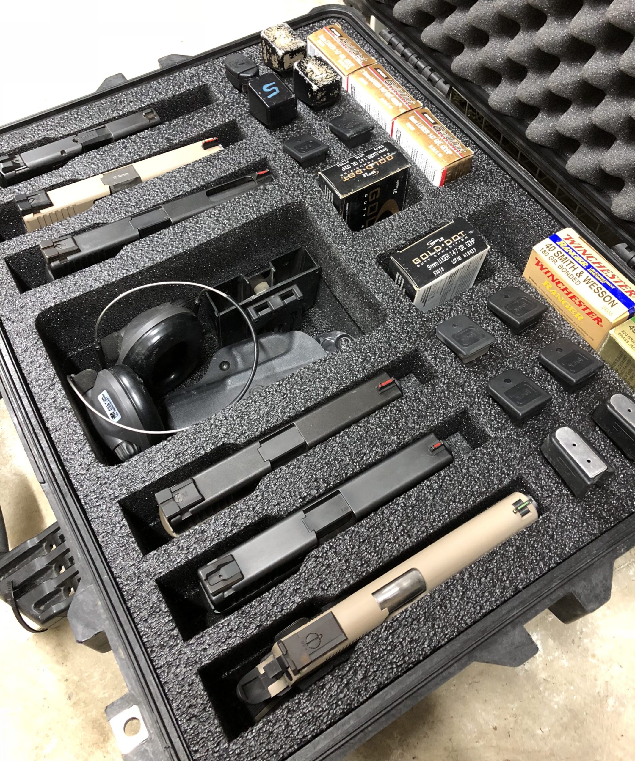 Pelican Case 1600 Replacement Foam Insert (1 Piece) — Cobra Foam Inserts  and Cases